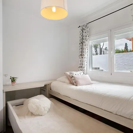 Chousa Nyaraló Sauzal